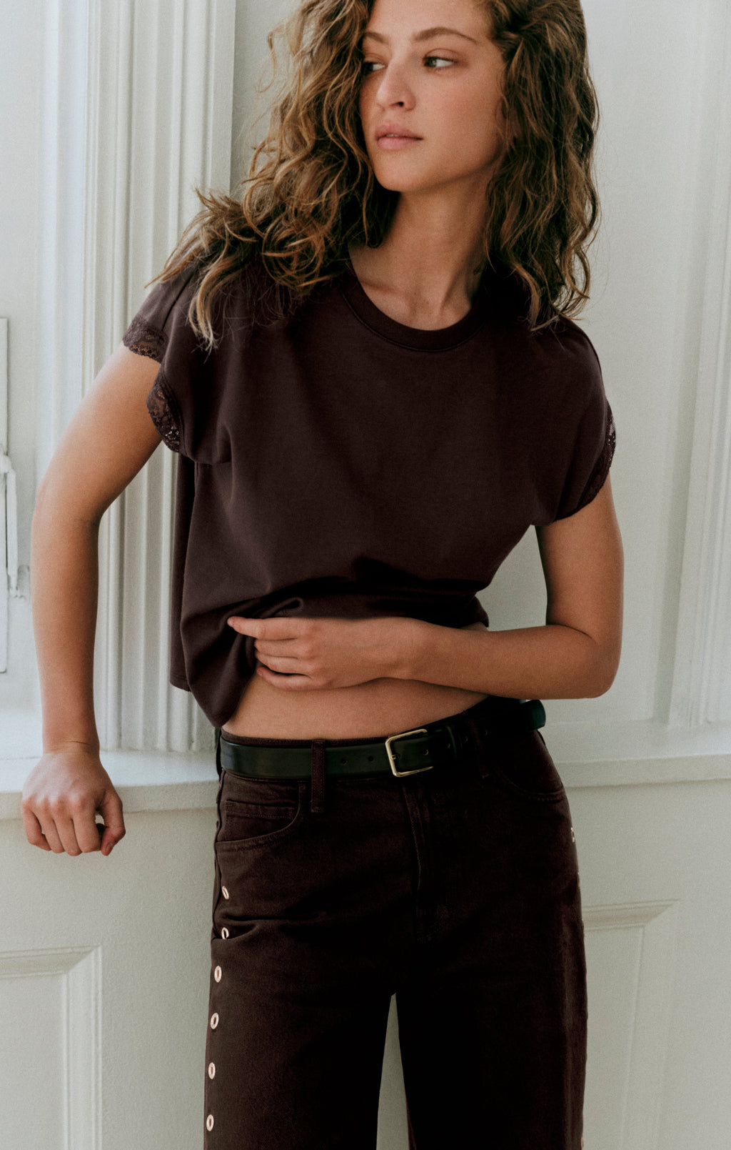 The Off Duty Mid-Rise Bowed Ankle Denim