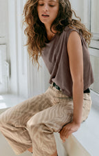 The Off Duty Mid-Rise Bowed Ankle Denim