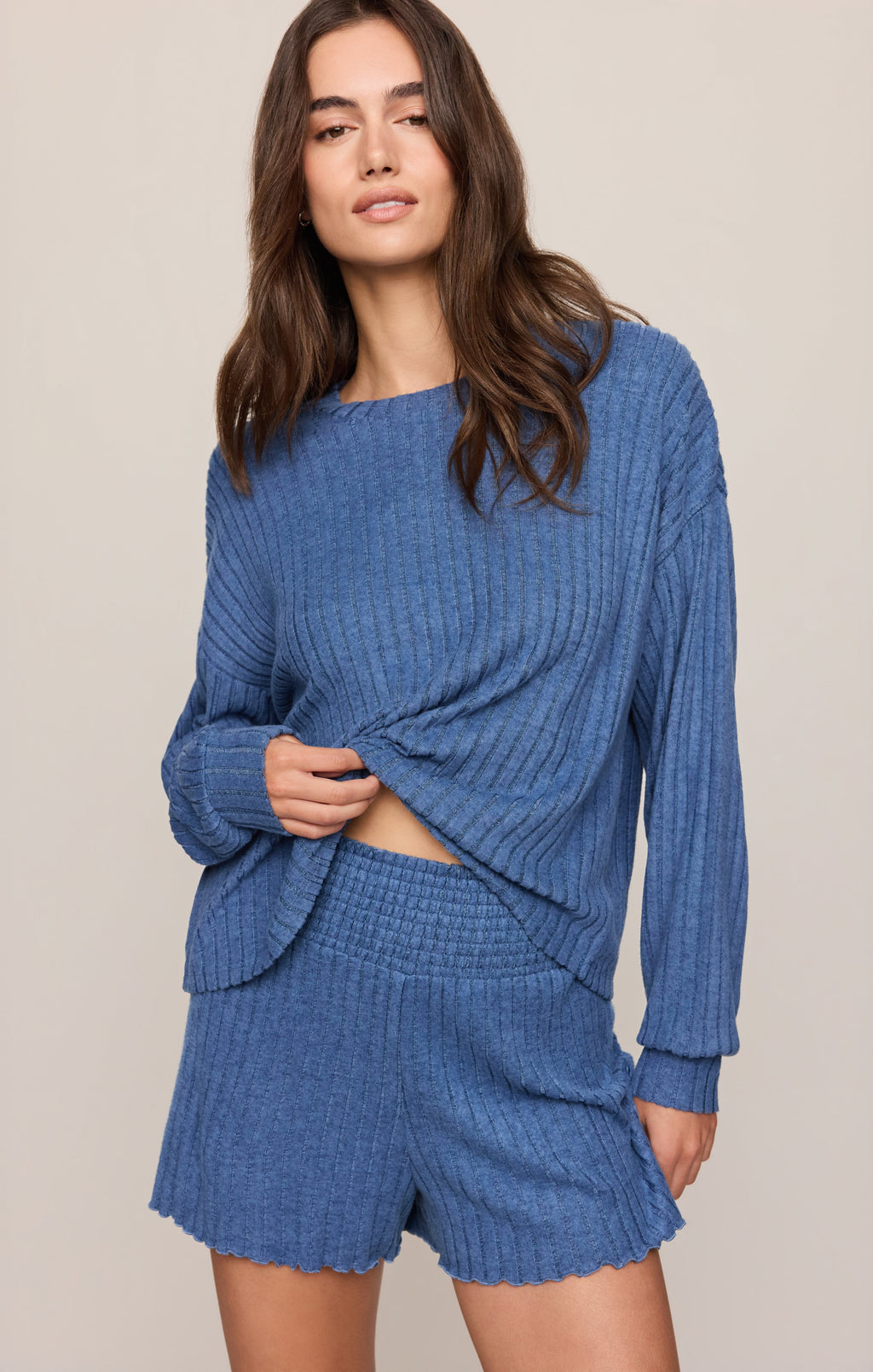 Dawn Smocked Silky Rib Short