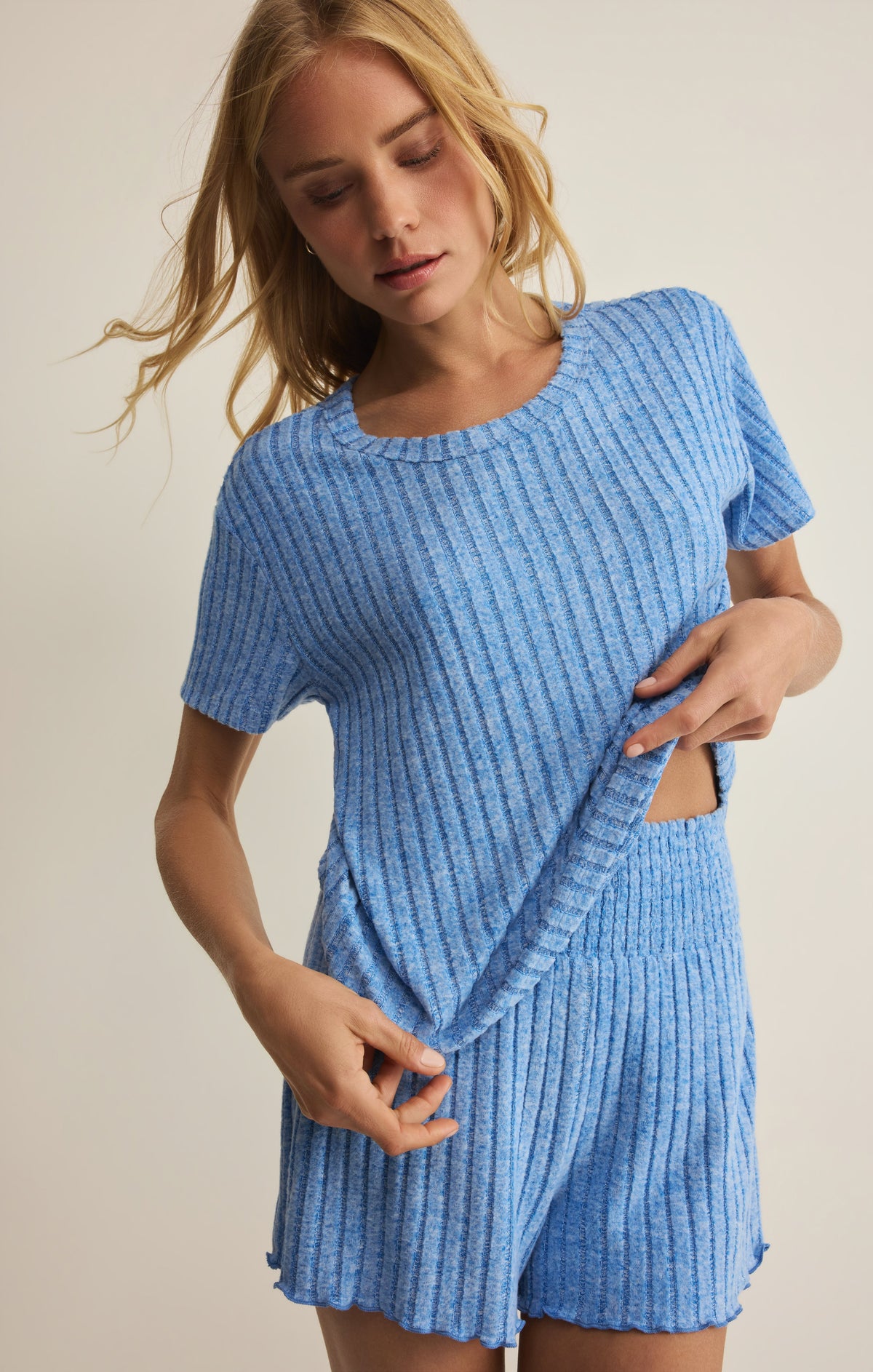 Dawn Smocked Silky Rib Short