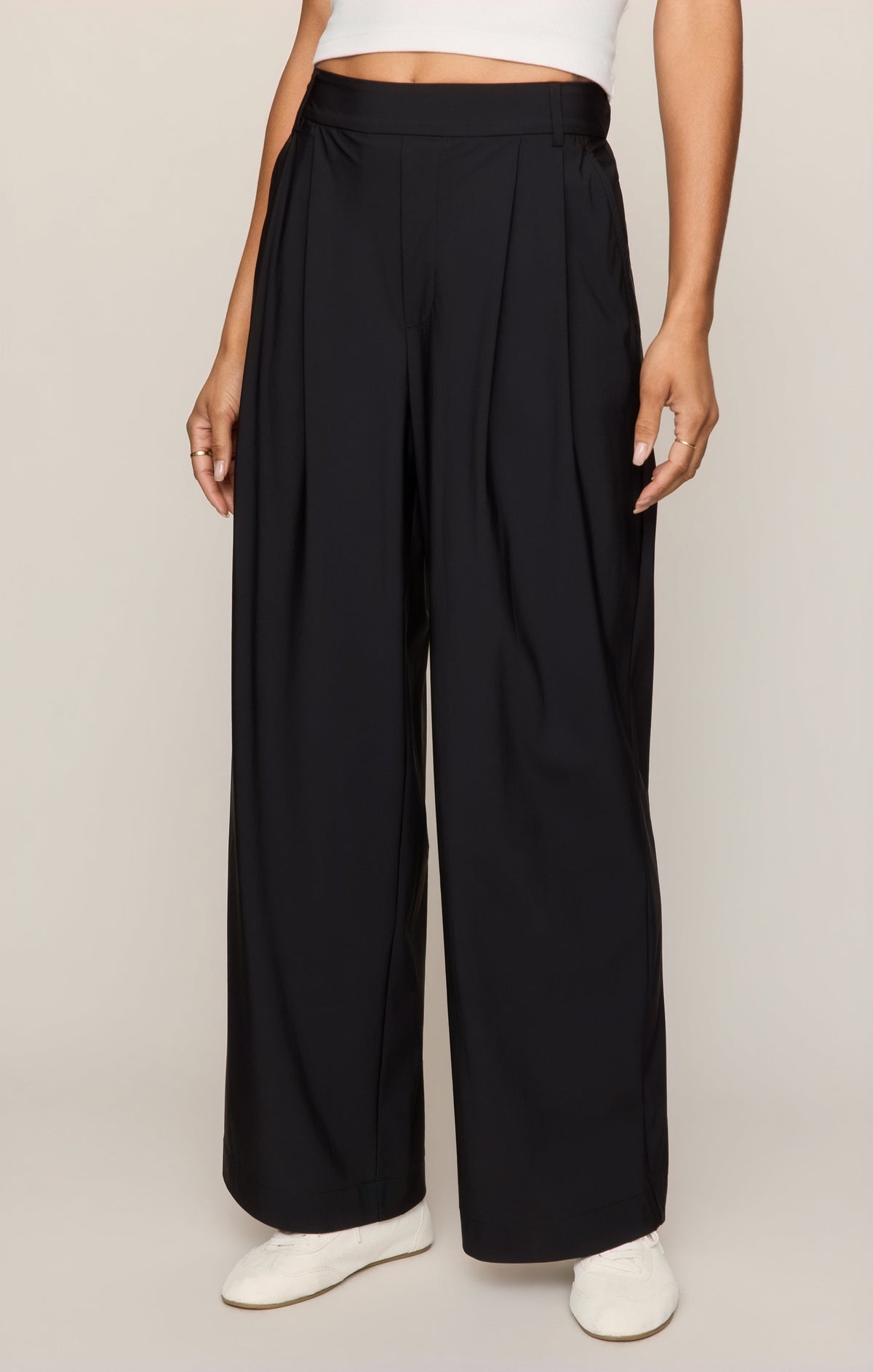 Travel Wide Leg Trouser