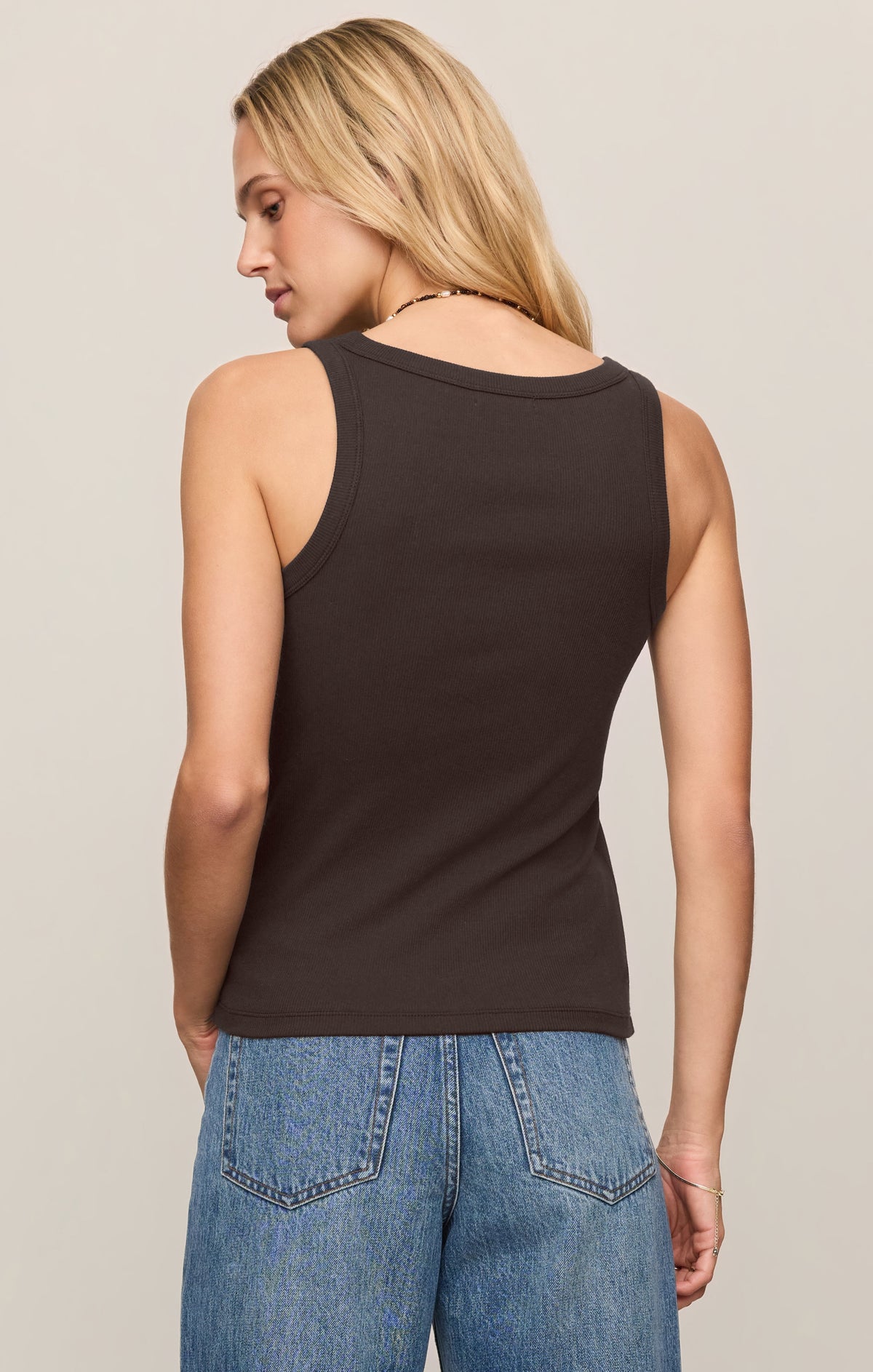 Rowe Rib Scoop Tank