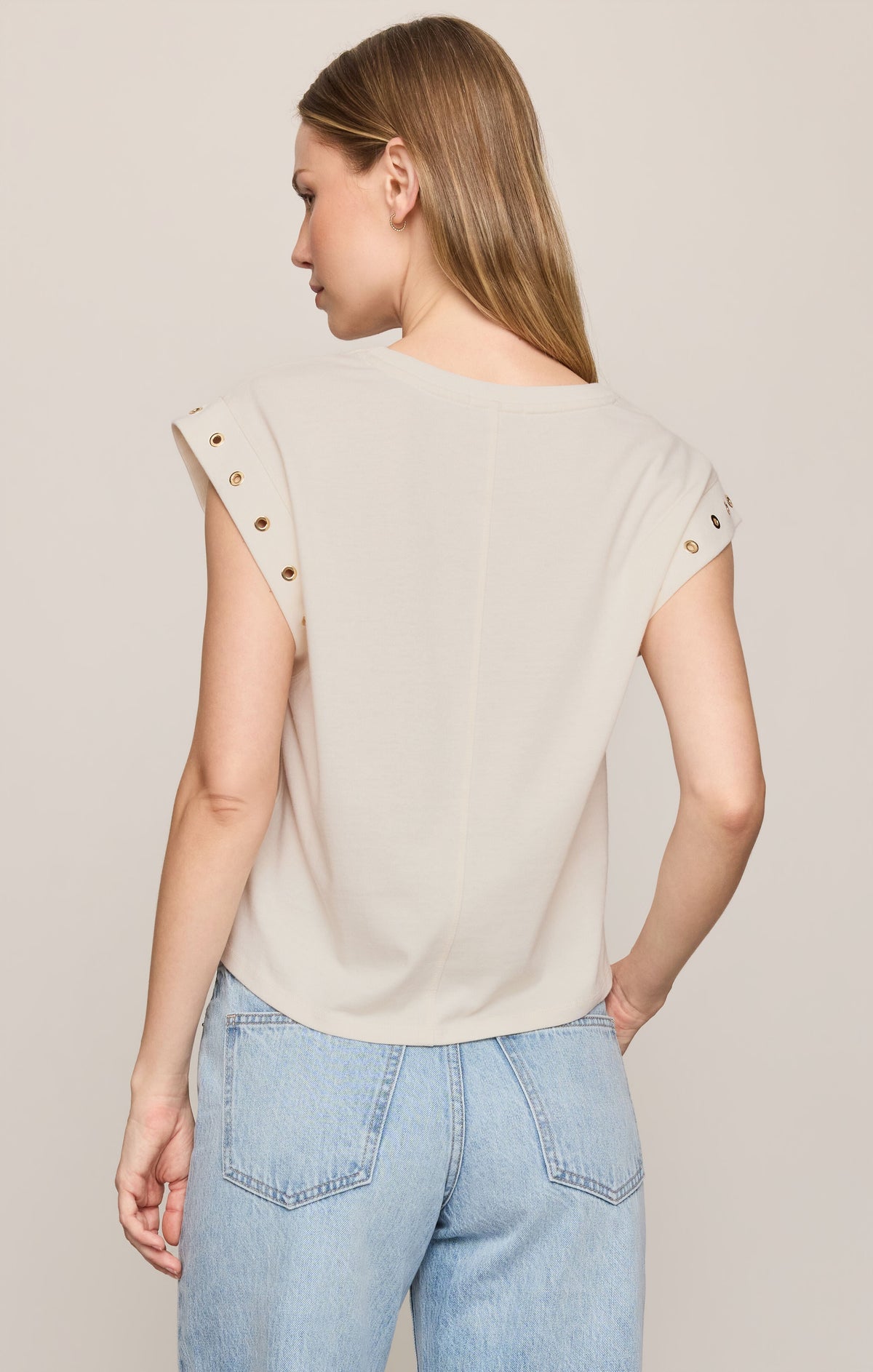 Camino Grommet Muscle Tee