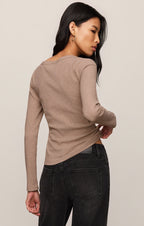 Greyson Scoop Long Sleeve Tee